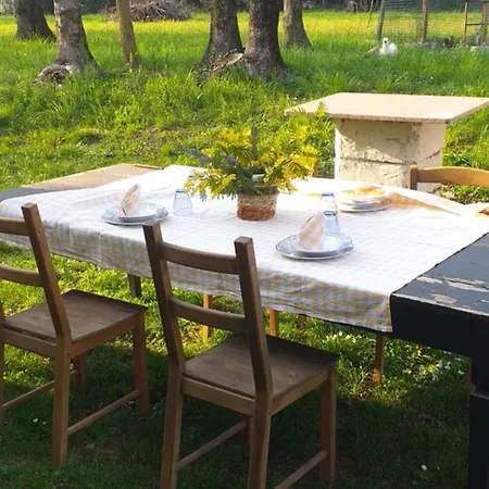Lägenhet Casa Cascina Ronco- Natura E Relax Vicino Di Erba